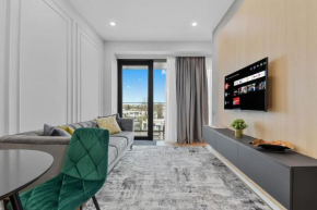 LAX Exquisite 1BR,1BATH -City Skyline Views